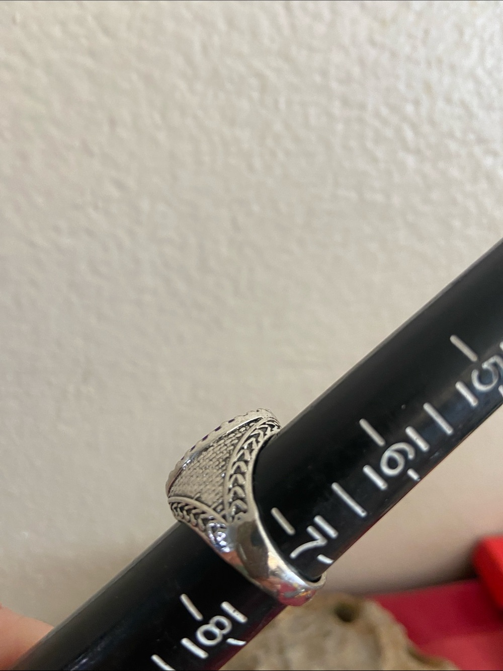 5/$10❤️❤️❤️NEW Purple Acrylic Cabochon Ring - Picture 6 of 6